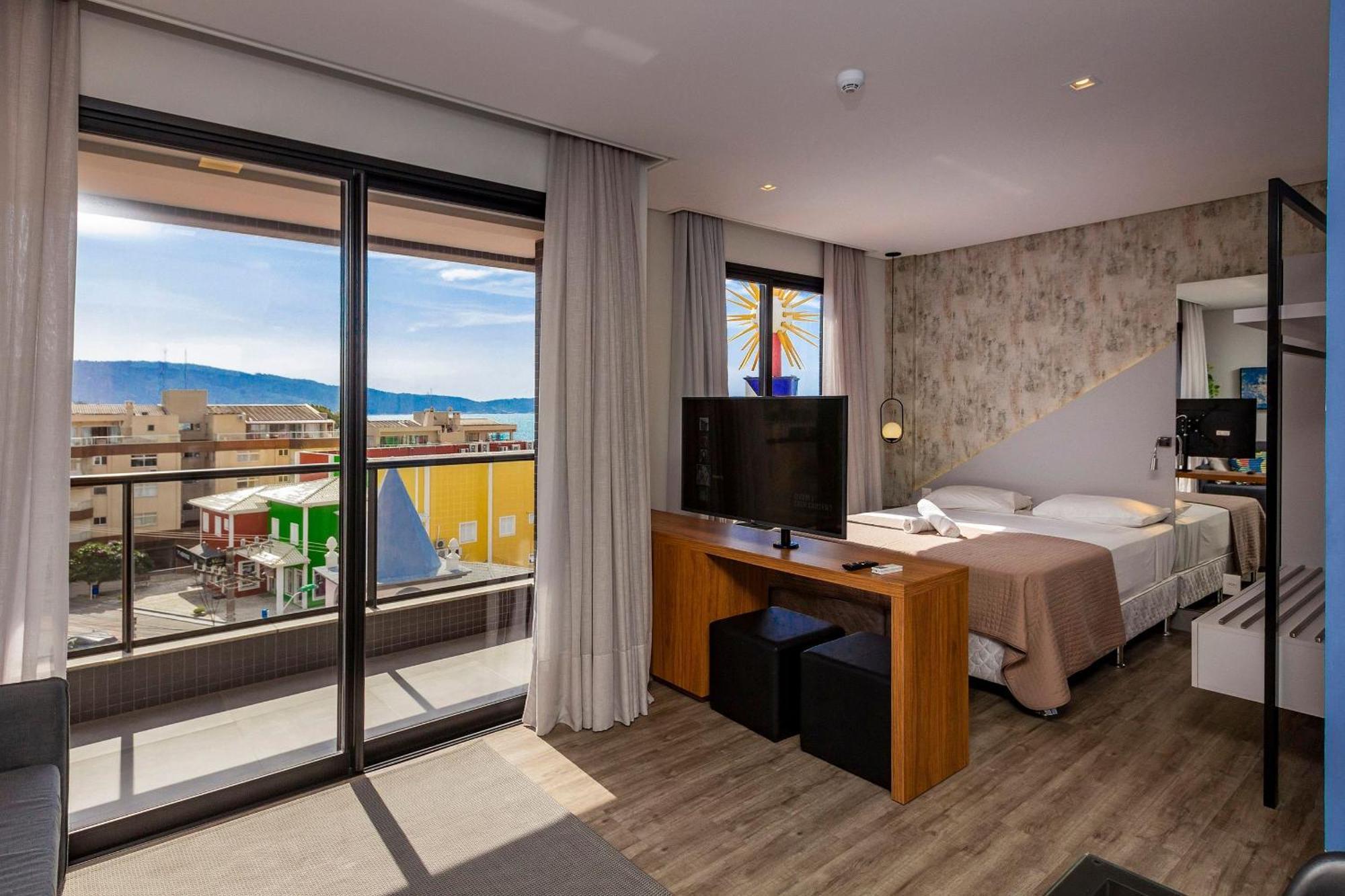 Aion Suites 303 - Lindo Apartamento Com Vista Para O Mar, A 60M Da Praia De Bombinhas, Com Piscina E Academia No Rooftop. Екстериор снимка